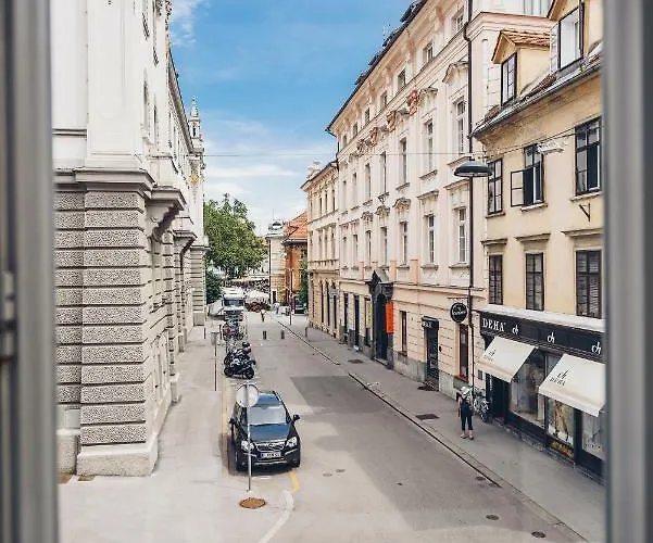 Feel Centre 류블랴나