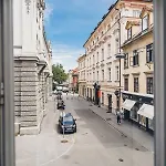 Feel Centre Любляна